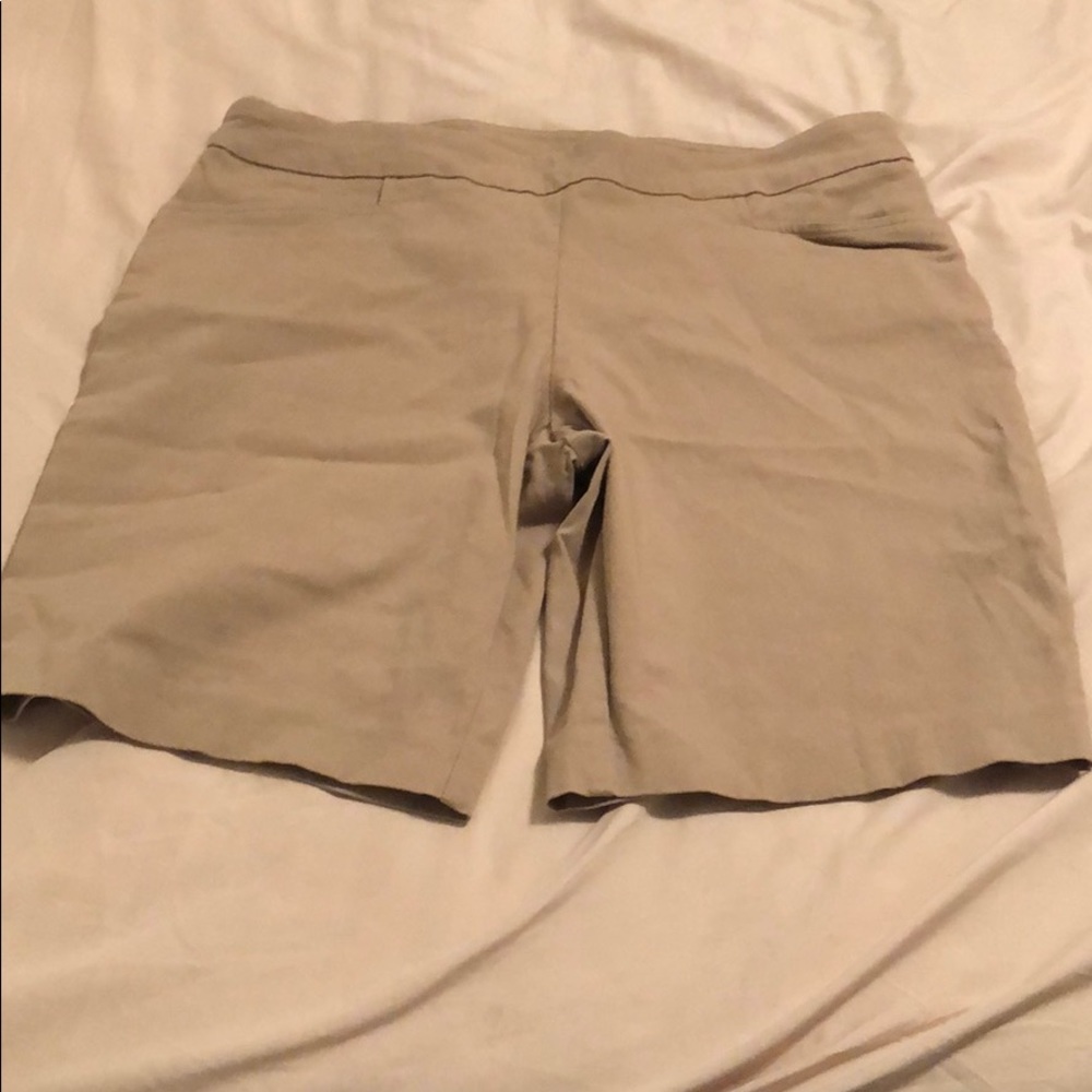 Khaki Bermuda shorts